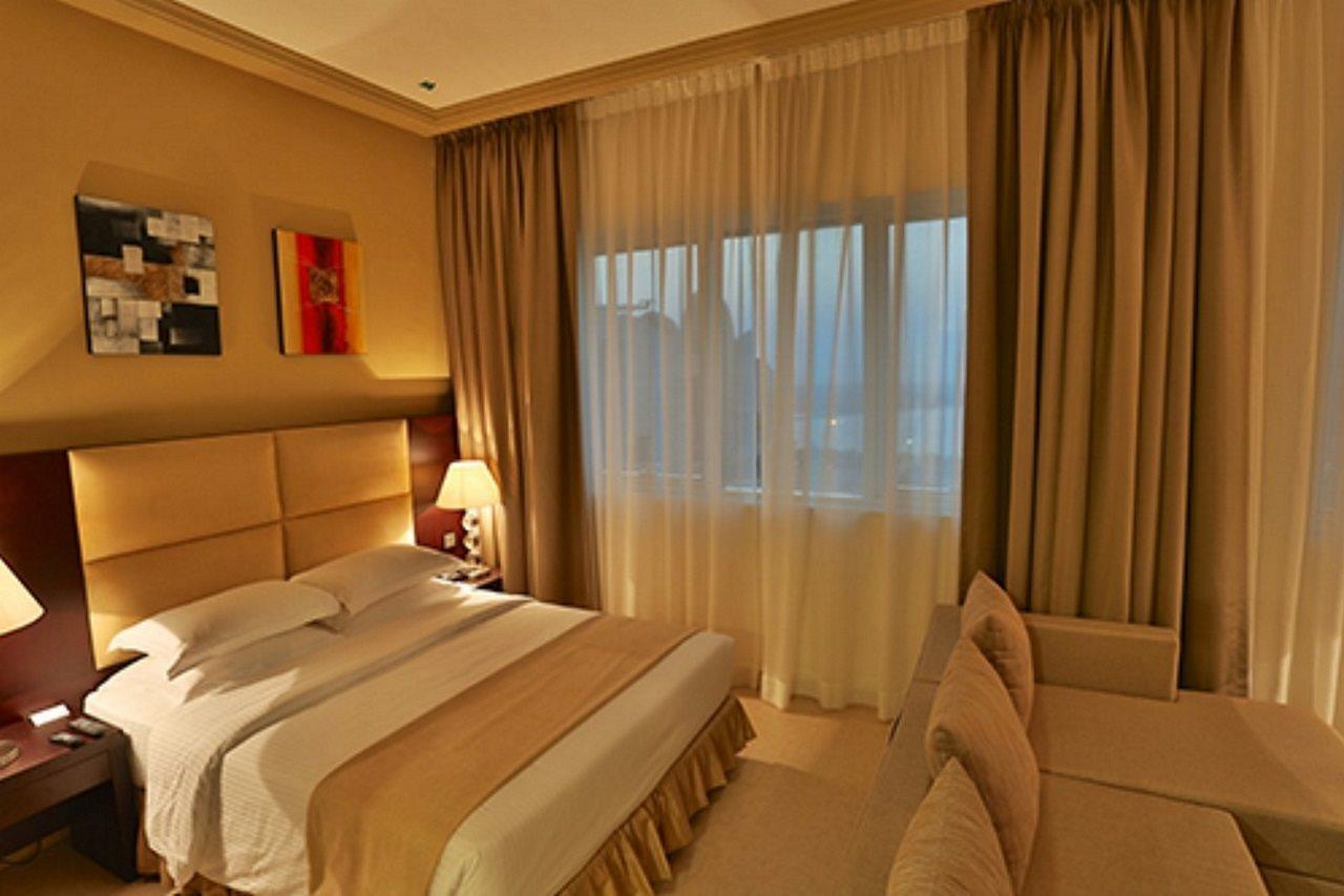 Tower Hotel Apartments Abu Dhabi Exterior photo