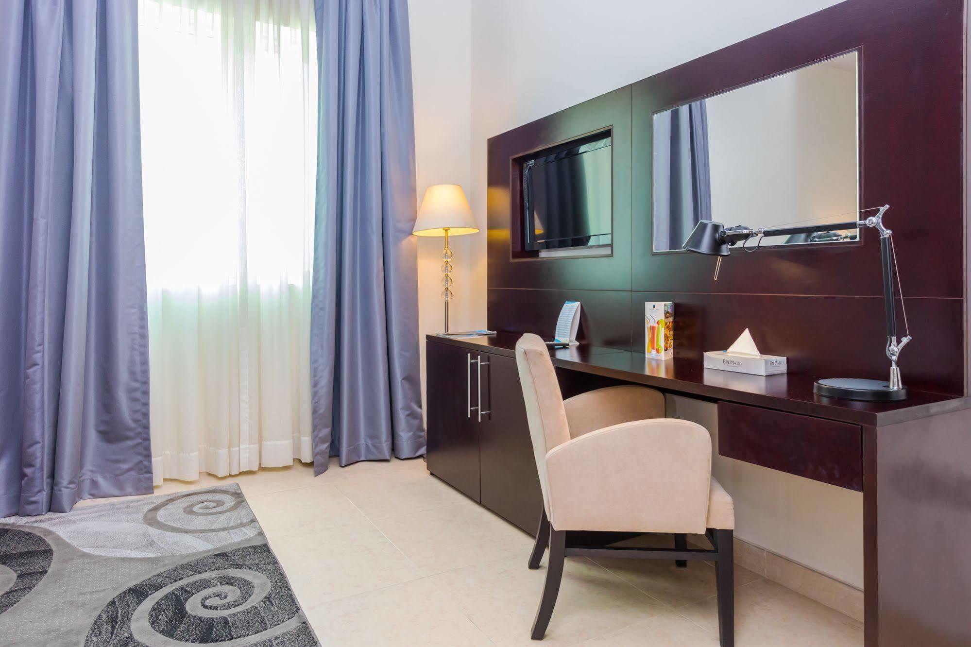 Tower Hotel Apartments Abu Dhabi Exterior photo